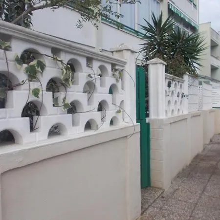 Апартаменты Bilocale Con Giardino Baia By Nonsolomare Vacanze Srlu Галлиполи